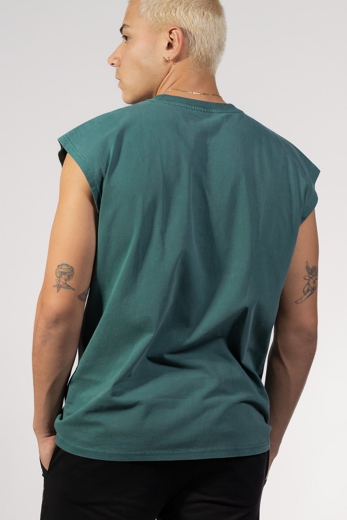 Sleeveless T-Shirt